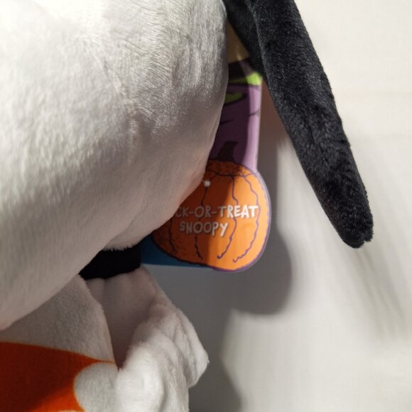 NWT Bark Trick or Treat Snoopy & Woodstockula Dog Toy All Dog Sizes - Picture 6 of 11